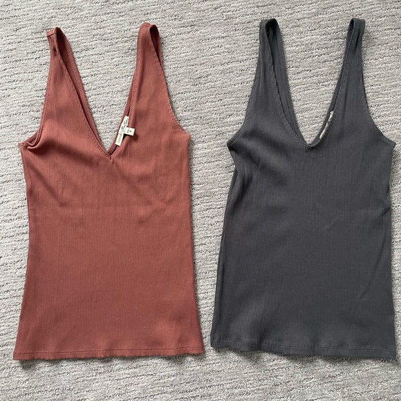 Express Tops - EUC 2 Express Deep V Neck Ribbed Tank Tops Gray and Salmon Tank Tops, Size Small